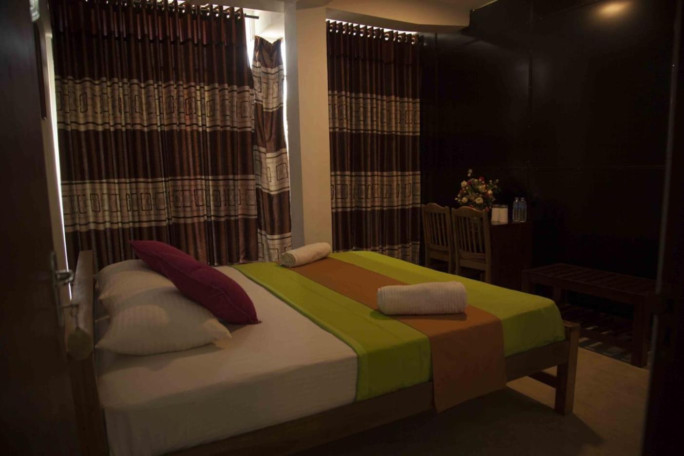Lodge In 611 Kandy Bagian luar foto