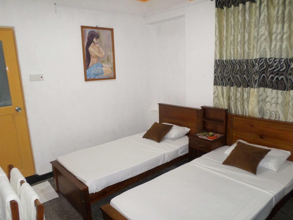 Lodge In 611 Kandy Bagian luar foto