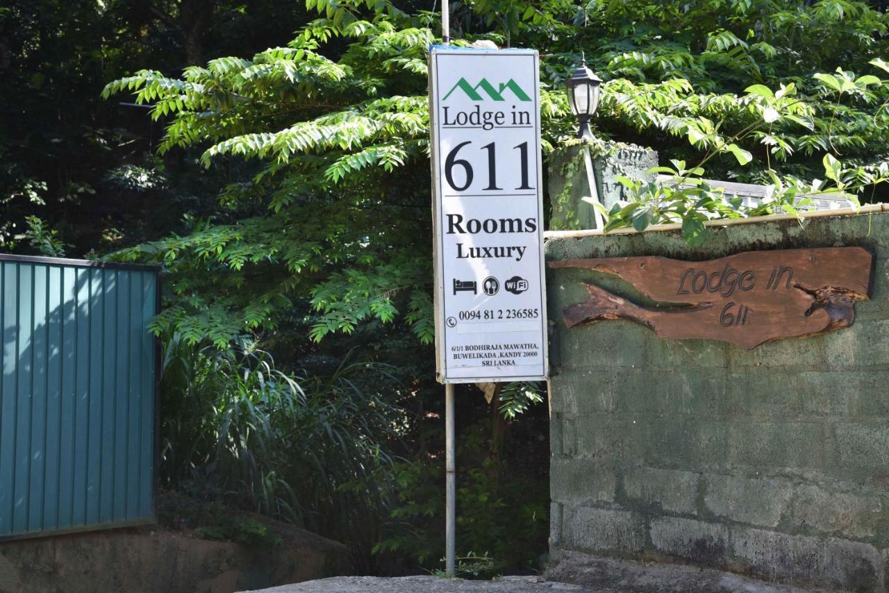 Lodge In 611 Kandy Bagian luar foto