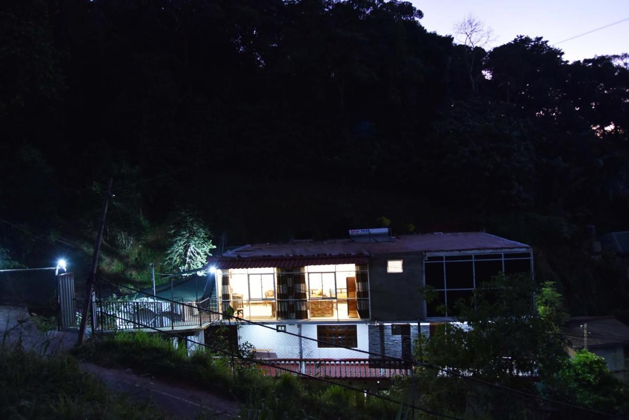 Lodge In 611 Kandy Bagian luar foto