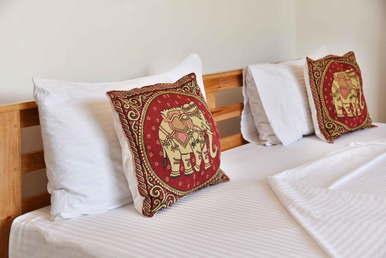 Lodge In 611 Kandy Bagian luar foto
