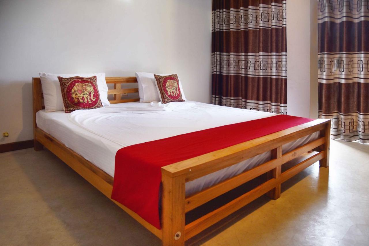 Lodge In 611 Kandy Bagian luar foto